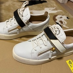 Giuseppe Zanotti 靴の画像