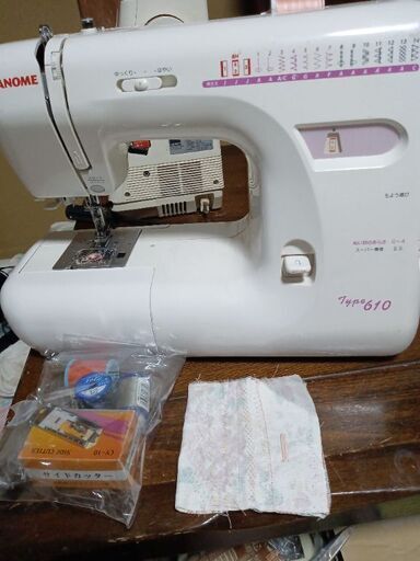 ジャノメミシンＴｙｐｅ６１０サイドカッター付き