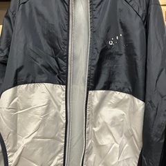 adidasナイロンジャケット　メンズ