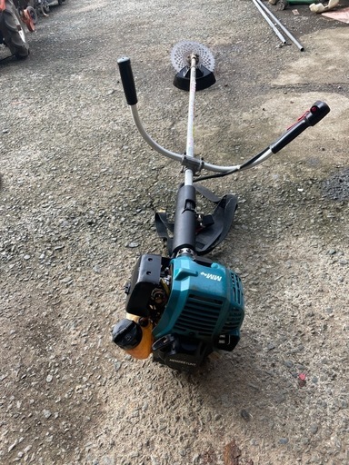 マキタ　草刈機　刈払機