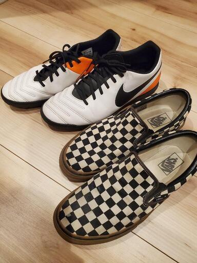 ナイキ　トレーニングシューズ　VANS　スリッポン
