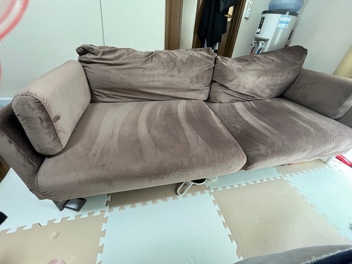 ソファー（お譲り先決まりました）