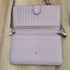 MICHEAL KORS★マイケルコース★ショルダーウォレット★スマホケース★財布★ショルダーバッグ★ピンクベージュ★斜めがけの画像