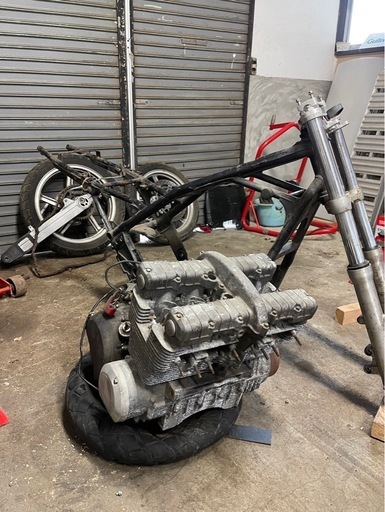 ゼファー400レストアベース