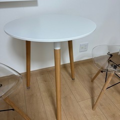 カフェテーブル 直径60cm高さ74cm

