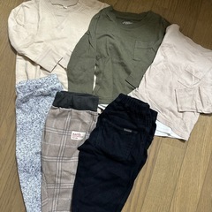 長袖　長ズボン