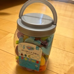 知育玩具　アルファベット　計算　の画像
