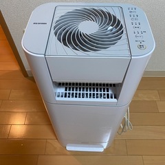 アイリスオーヤマ　衣類除湿乾燥機