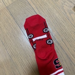 ②消防車　靴下の画像