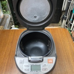 シャープ　ジャー炊飯器　中古品　の画像
