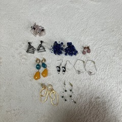 ピアス