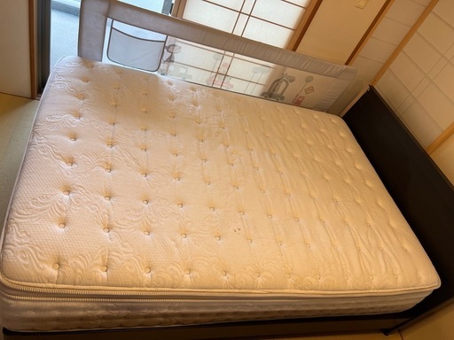 ニトリ　Nスリーププレミアム　ダブルとフレームセット