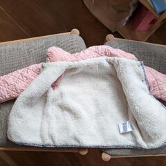 90サイズ　ピンク　もこもこ　アウター　とれるフードの画像