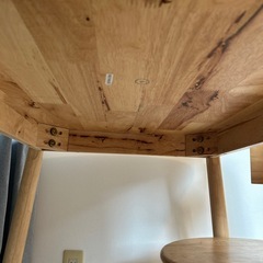 ダイニングテーブル　イス4個セットの画像