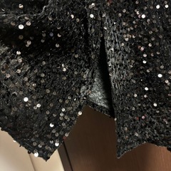 黒スパンコールタイトスカート Lの画像