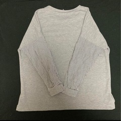 レディース　トップスの画像