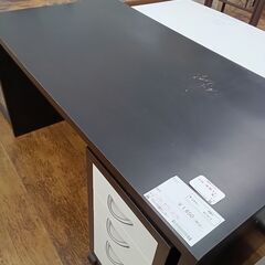 ★ジモティ割あり★  デスク ブラック H76×D75×W140 クリーニング済み MT2512の画像