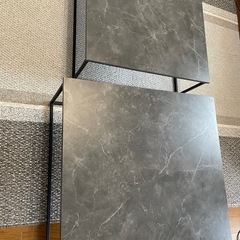 LOWYA 大理石柄テーブルの画像