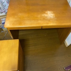 決まりました　デスク　学習デスクの画像