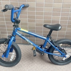 キッズ自転車　子ども自転車デビュー