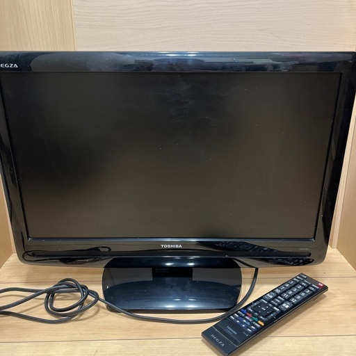 液晶テレビ  TOSHIBA 22型 2008年製(テレビアンテナコード・B-CASカード無)