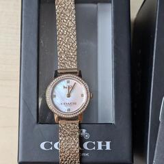 COACH 腕時計　オードリー　シェル文字盤 の画像
