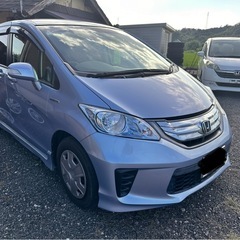 中古車現状販売！H24年式フリードハイブリット！助手席ウェルキャ...