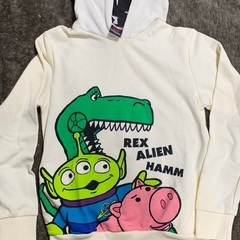 新品未使用　自宅保管　ベビド　パーカー150