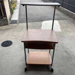 パソコンデスク（キャスターつき）