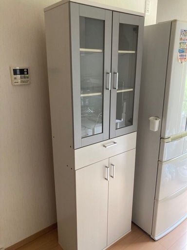 食器棚