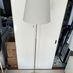 IKEAスタンドライト
