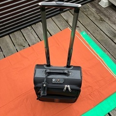 キャリーケースの画像