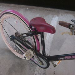 子供用 自転車 24インチ ブラック＆ピンクの画像