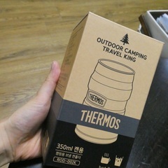 【美品】THERMOS アウトドア保冷缶ホルダー（サンドベージュ）350mlの画像