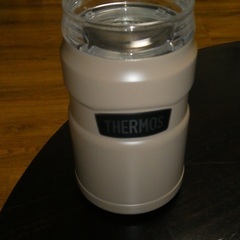 【美品】THERMOS アウトドア保冷缶ホルダー（サンドベージュ）350mlの画像