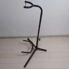 ギター、ベースなどのスタンドの画像