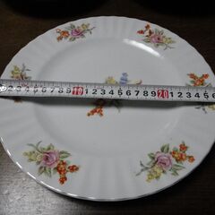 ◇昭和レトロ◇花柄プレート◇円形の画像