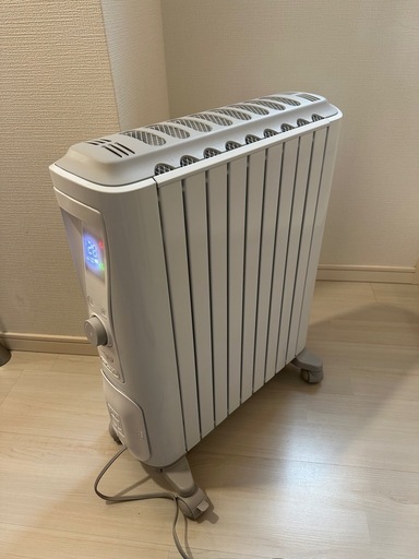DeLonghi デロンギ ベルカルド オイルヒーター RHJ75V0915 GLAY 暖房　ヒーター