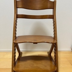 【値下げ】すくすくチェアプラス　ライトブラウンの画像