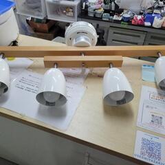 NITORI　ニトリ　4灯照明　ライト　中古　リサイクルショップ...