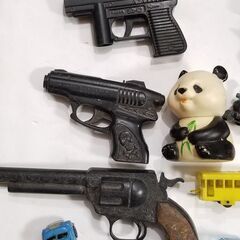 駄玩具/銀玉鉄砲/ピストル/銃/電車/ソフビ/汽車/パンダ/1960年代~1970年代/ランラン/カンカンの画像