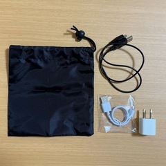 ケーブル、充電器