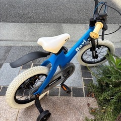 子供用14インチ自転車（補助輪付き）の画像