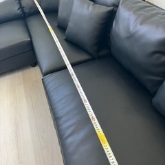 美品　　　ソファー　合皮黒　6人掛けの画像