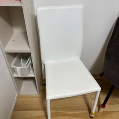 ニトリ　白　イス　2個在庫