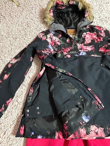 スノーウェア　ロキシー ROXY ロキシー　ジャケット&パンツ　2シーズンのみ使用