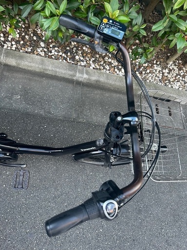 東京23区配達無料　新基準 Panasonic パナソニック ギュットアニーズ 8.9Ah リチウム 電動自転車中古　1827