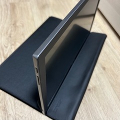 ASUS 15.6インチ　モニター