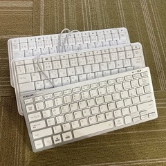 ELECOM　キーボード ホワイト　iPadにも使えます 無線&...