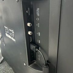 ハイセンス32型TV新品リモコン高音質で薄型スピーカー搭載の画像